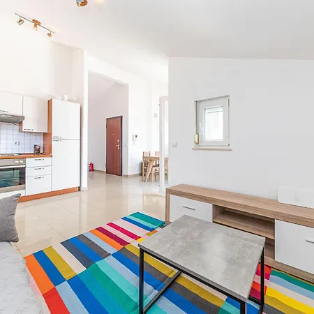 Appartamento Cozy In With Wifi